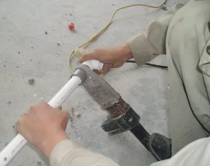 唐山漏水维修电话